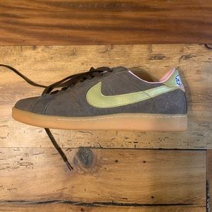Nike SB Jeremy Fish Edition kicks:)